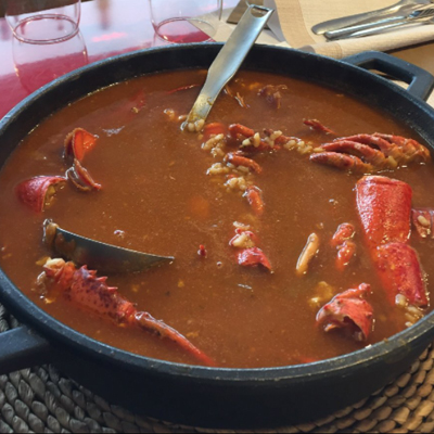 Soupy rice with lobster 